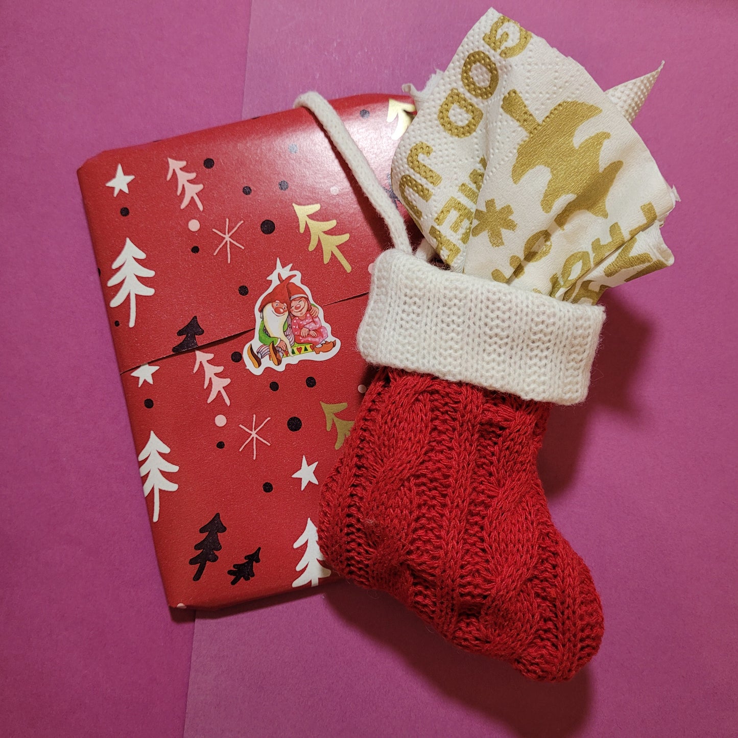 Nikolaussocke mit 5 Buchaccessoires