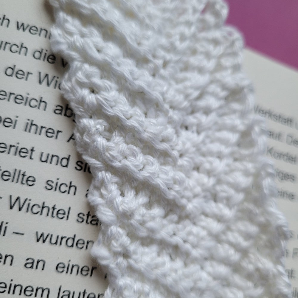 Häkel-Lesezeichen „Feder“ 🪶