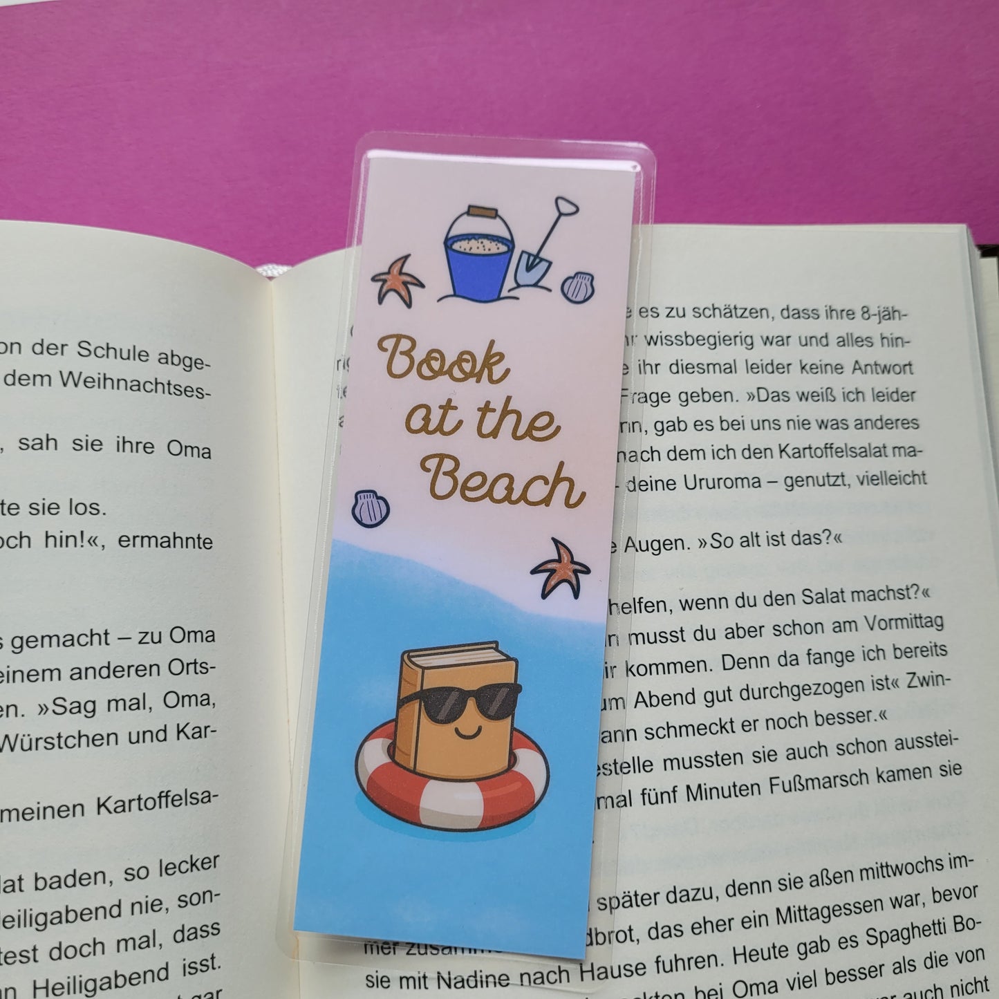 Standard-Lesezeichen "Book at the Beach"