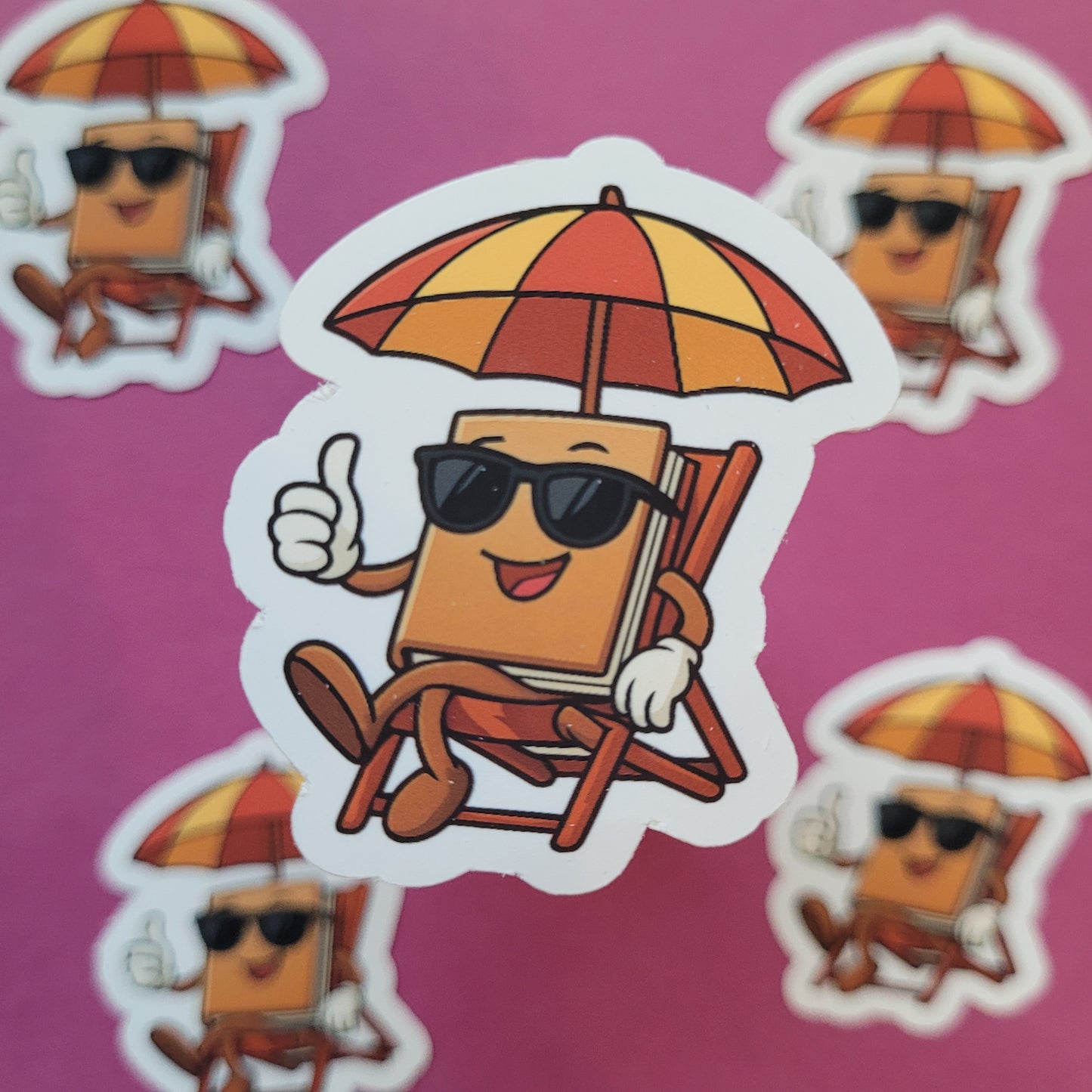 Sticker „Buch im Liegestuhl"