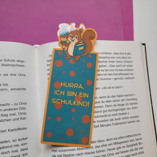 Form-Lesezeichen "Hurra, ich bin ein Schulkind!"