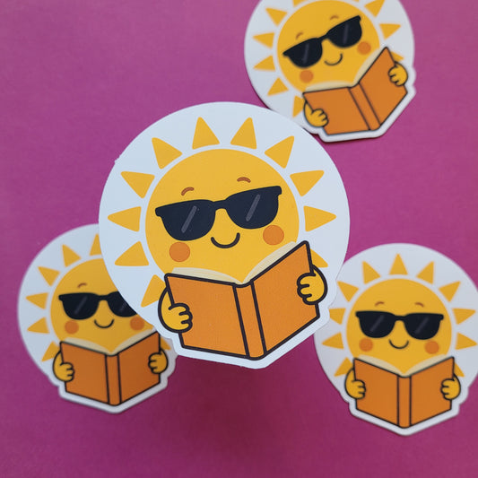 Sticker „lesende Sonne"