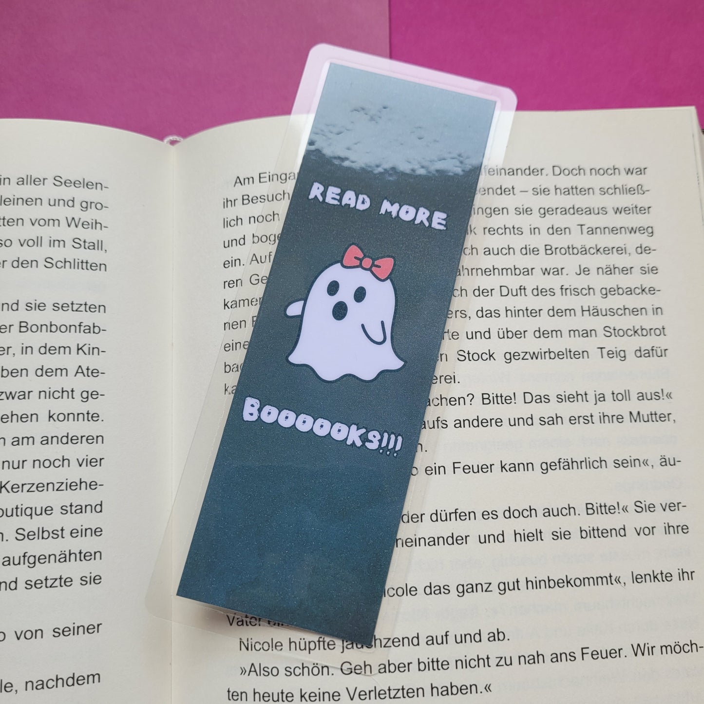 Standard-Lesezeichen „Read more BOOOOOKS!!!“