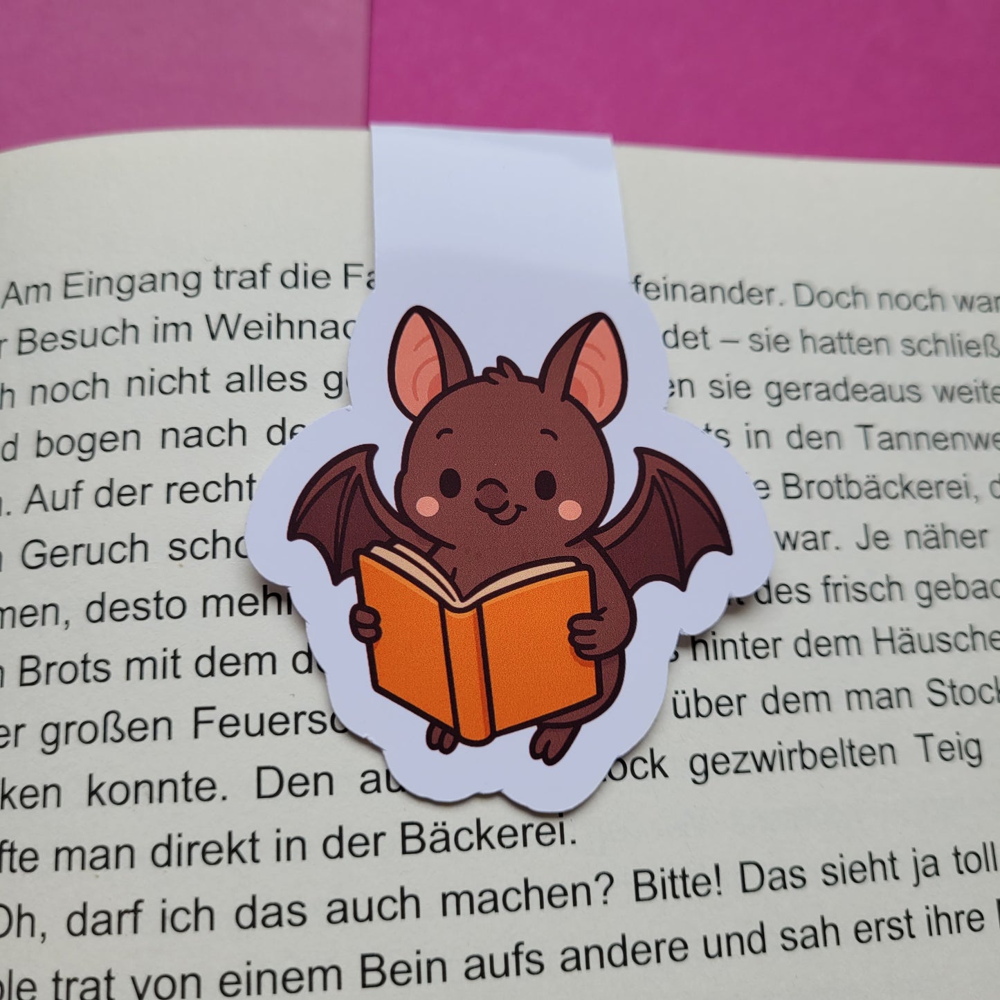 Magnet-Lesezeichen „Batty, die lesende Fledermaus“