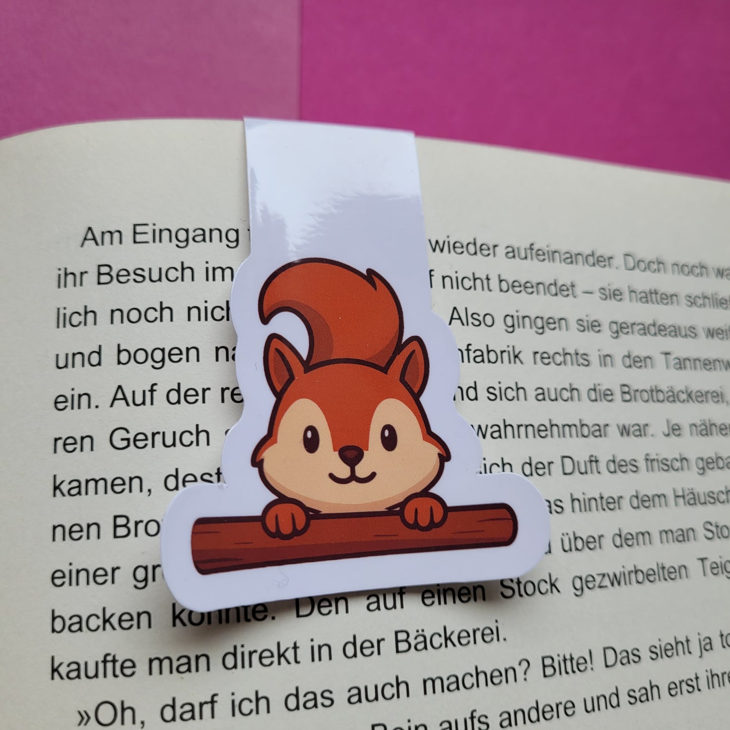 Magnet-Lesezeichen „Baumkletter-Hörnchen“