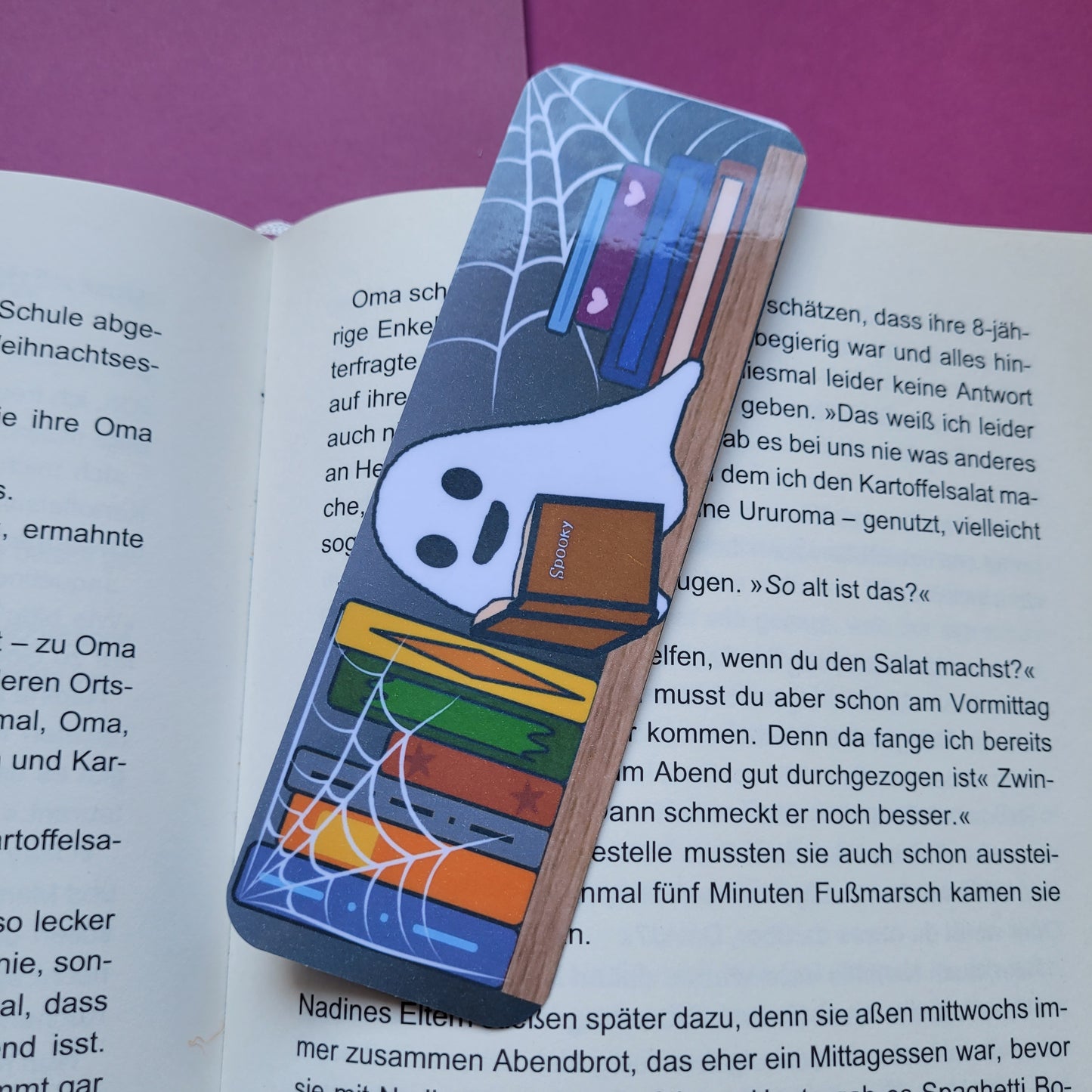 Standard-Lesezeichen „Halloweenbücherregal“