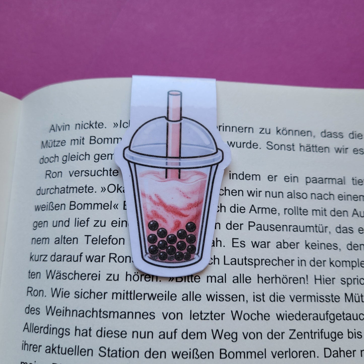 Magnet-Lesezeichen Bubble Tea Creamy Strawberry glänzend