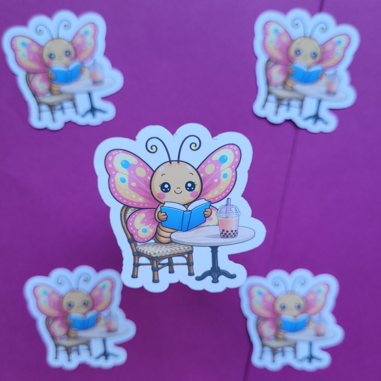Sticker Aurelia im Lesecafé klein matt