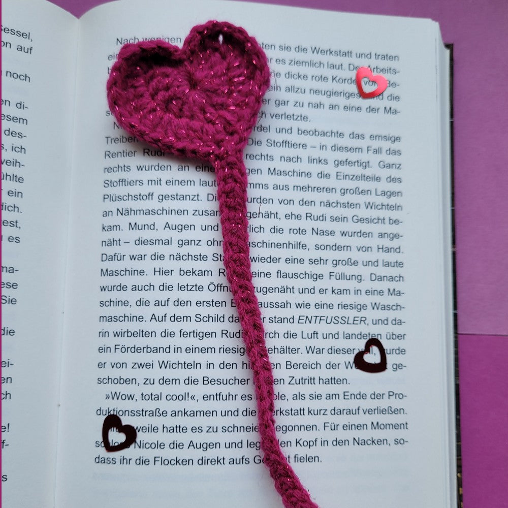 Häkel-Lesezeichen „Herz mit Glitzer“ ❤️✨